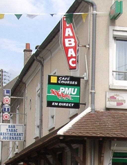 commerce en vente sur CHANTILLY (60500)